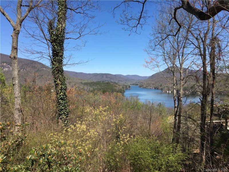 Property image 3 at 139 Ridgeview Circle, Lake Lure, NC 28746