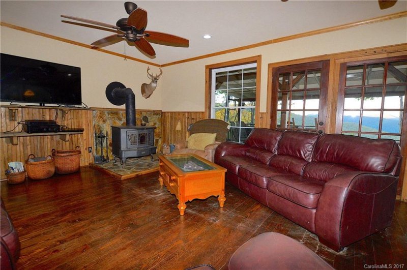 Property image 4 at 200 Autumn Drive, Maggie Valley, NC 28751