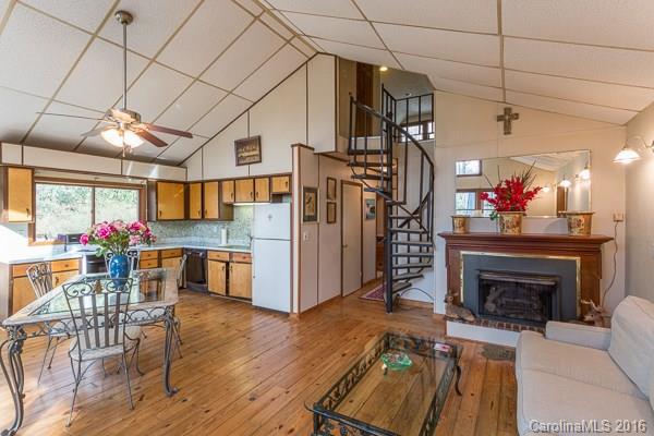 Property image 5 at 970 Holly Road, Black Mountain, NC 28711