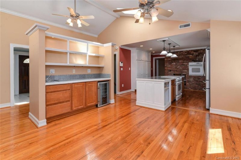 Property image 5 at 221 S Plains Drive, Asheville, NC 28803