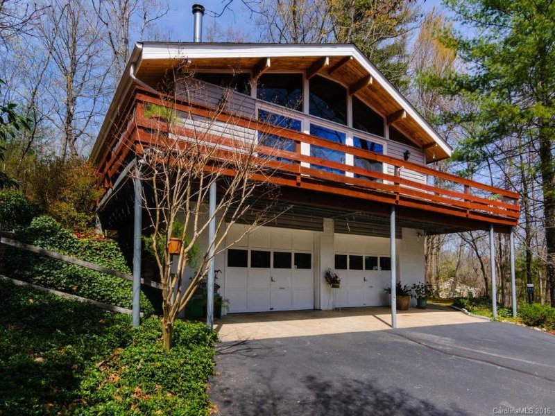 Property image 2 at 156 Foster Hill Drive, Hendersonville, NC 28739