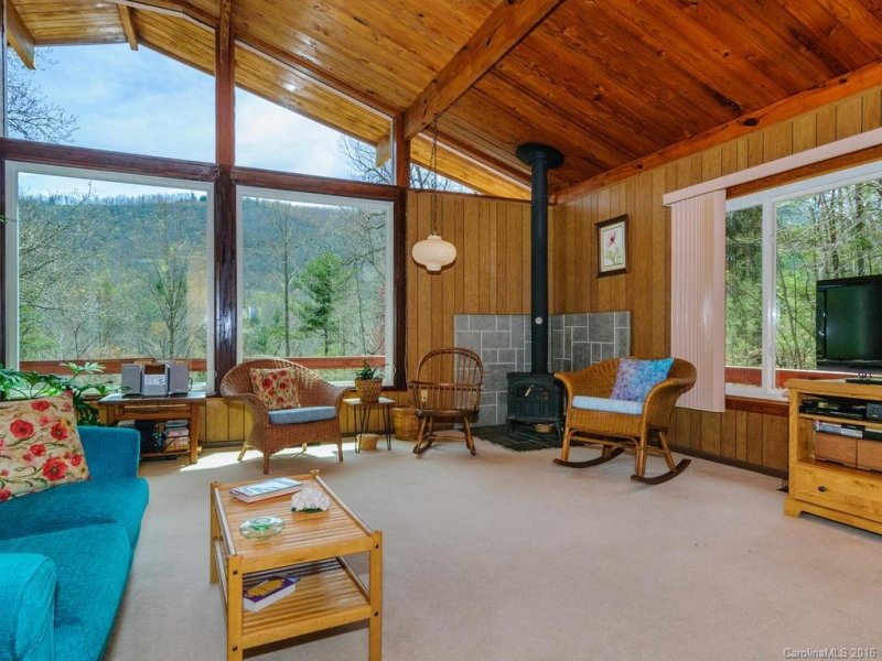 Property image 4 at 156 Foster Hill Drive, Hendersonville, NC 28739