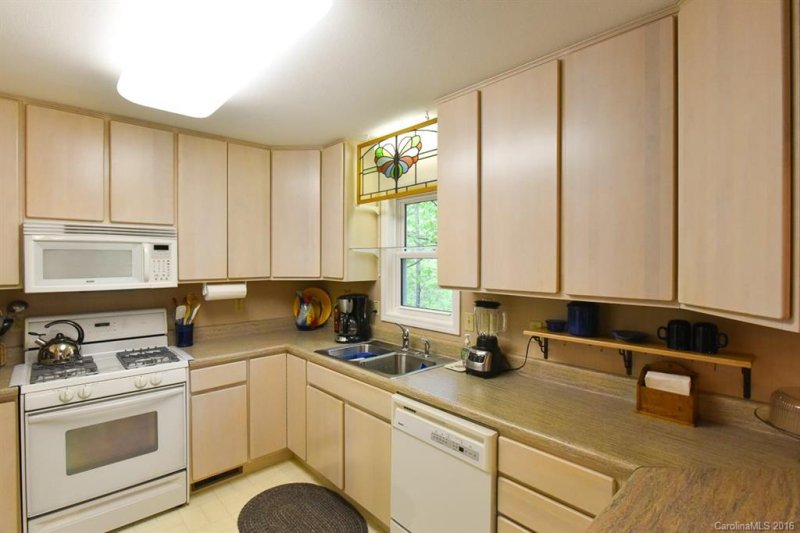 Property image 5 at 124 Carriage Drive, Fairview, NC 28730