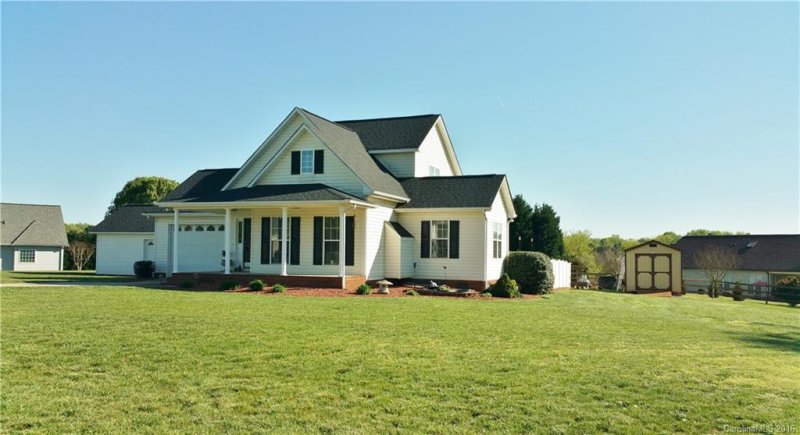 Property image 3 at 106 Lynnette Drive, Mt Ulla, NC 28125