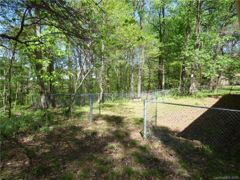 Property image 3 at 7113 Ridge Lane Road, Charlotte, NC 28262