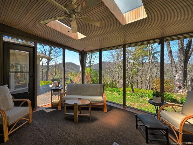 Property image 3 at 1412 Rambling Oaks Trail, Hendersonville, NC 28739