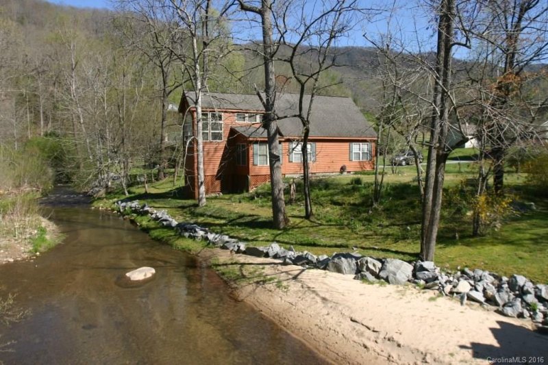 25 Reedy Creek Court