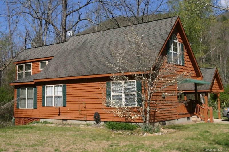 Property image 3 at 25 Reedy Creek Court, Hendersonville, NC 28792