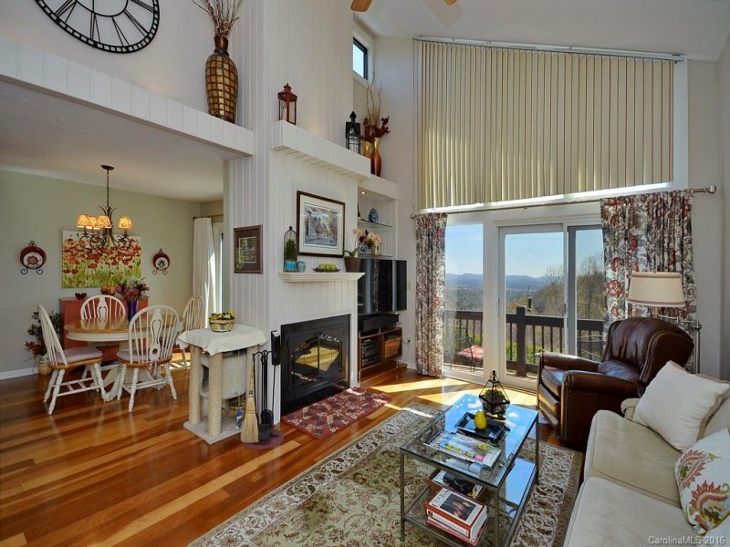 Property image 5 at 137 Country Ridge Road, Hendersonville, NC 28739