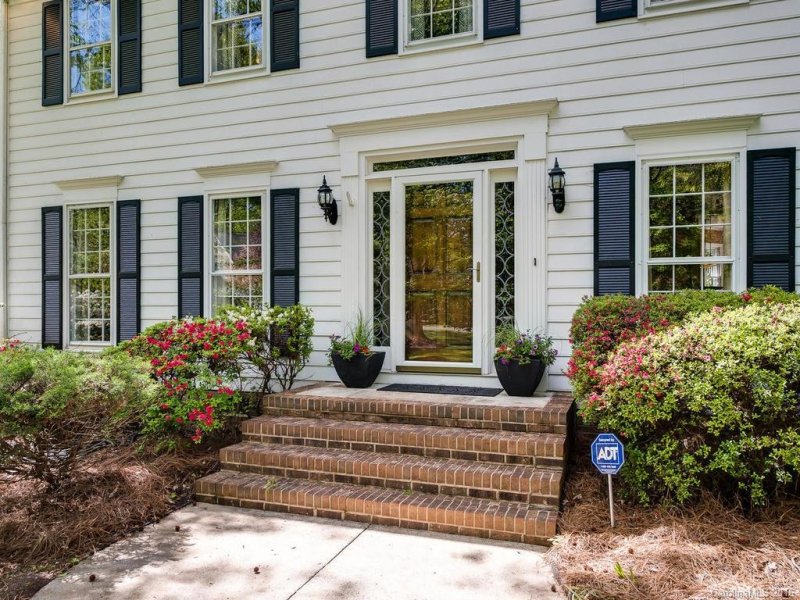 Property image 2 at 10422 South Hall Drive, Charlotte, NC 28270