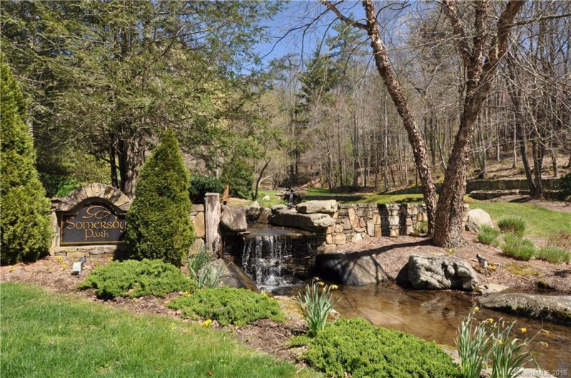 Property image 4 at 1063 Somersby Parkway, Hendersonville, NC 28739