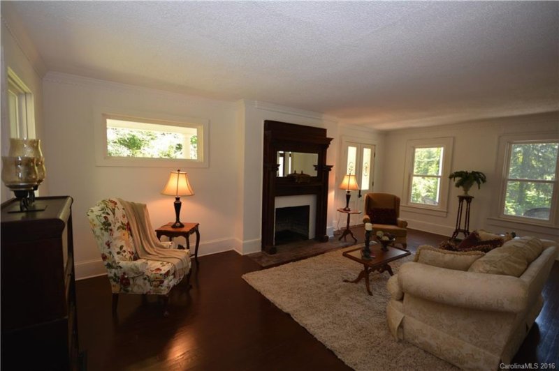 Property image 4 at 113 Rathfarnham Circle, Asheville, NC 28803