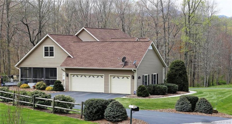 Property image 3 at 410 Stepping Stone Lane, Waynesville, NC 28786