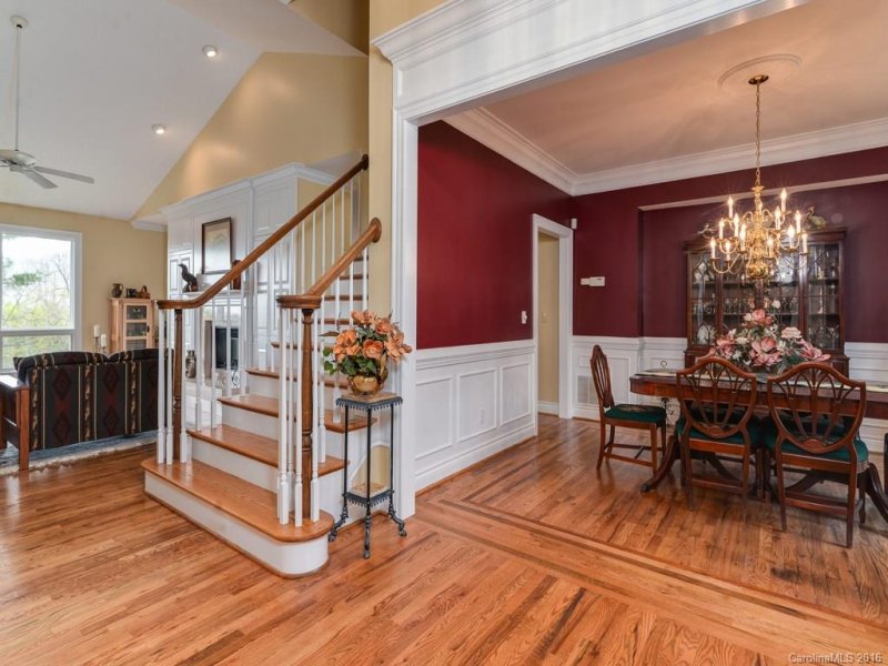 Property image 2 at 307 Blakewood Court, Asheville, NC 28803