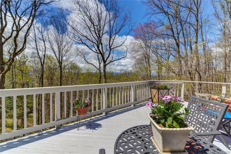 Property image 4 at 60 Tuckaway Drive, Asheville, NC 28803