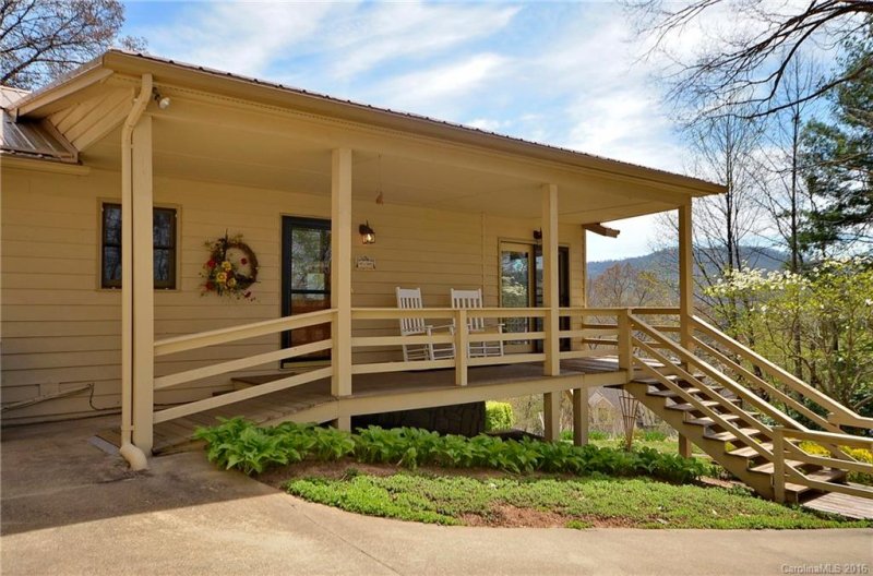 Property image 4 at 486 Oak Ridge Drive, Clyde, NC 28721