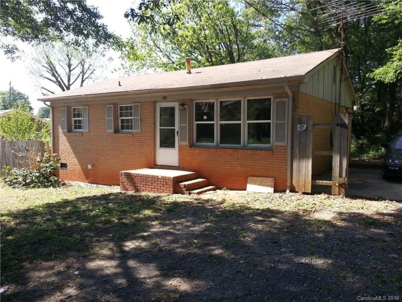 Property image 3 at 404 Homestead Drive, Gastonia, NC 28056