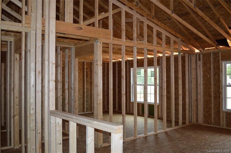 Property image 2 at 2804 Sweeping Pine Drive, Denver, NC 28037