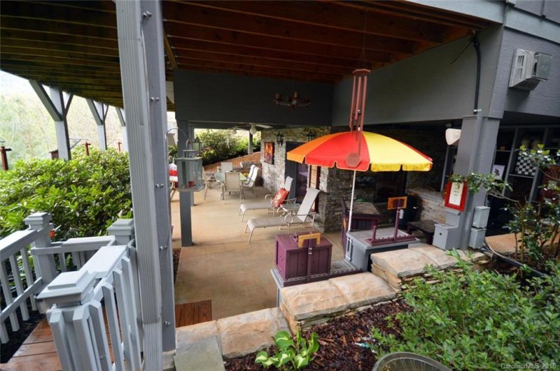 Property image 4 at 208 Hawks Crest Drive, Waynesville, NC 28786