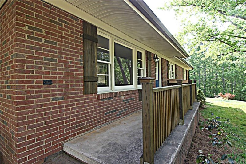 Property image 2 at 3511 Cinderella Drive, Dallas, NC 28034