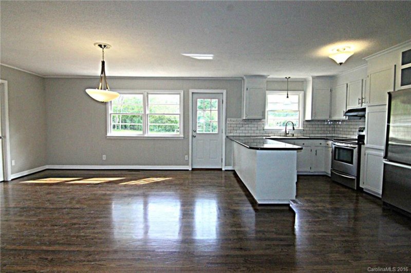 Property image 4 at 3511 Cinderella Drive, Dallas, NC 28034