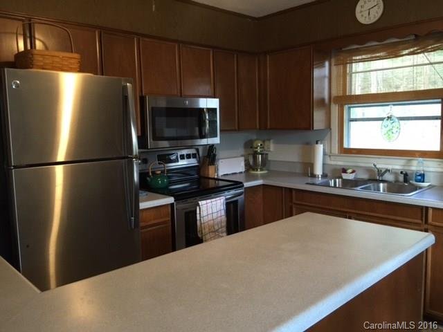 Property image 3 at 10 Sunset Drive, Swannanoa, NC 28778