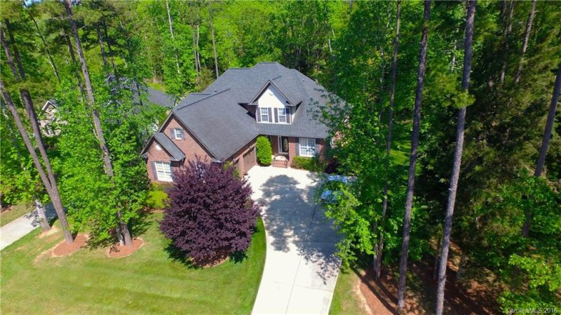 232 Streamside Place