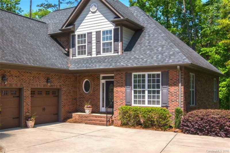 Property image 2 at 232 Streamside Place, Mooresville, NC 28115