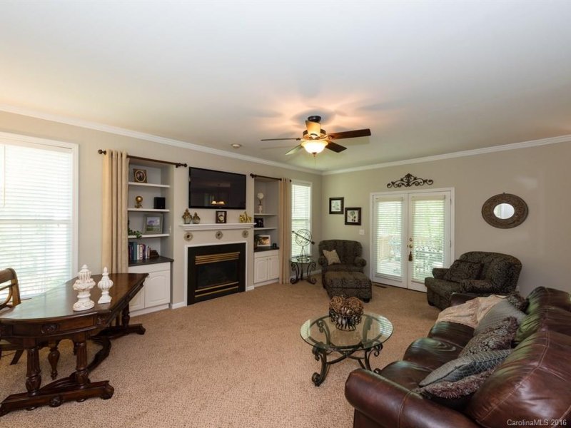 Property image 2 at 7920 Coral Ridge Drive, Mint Hill, NC 28227