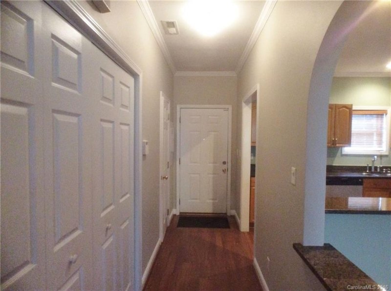 Property image 2 at 7024 Walnut Ridge Court, Charlotte, NC 28217