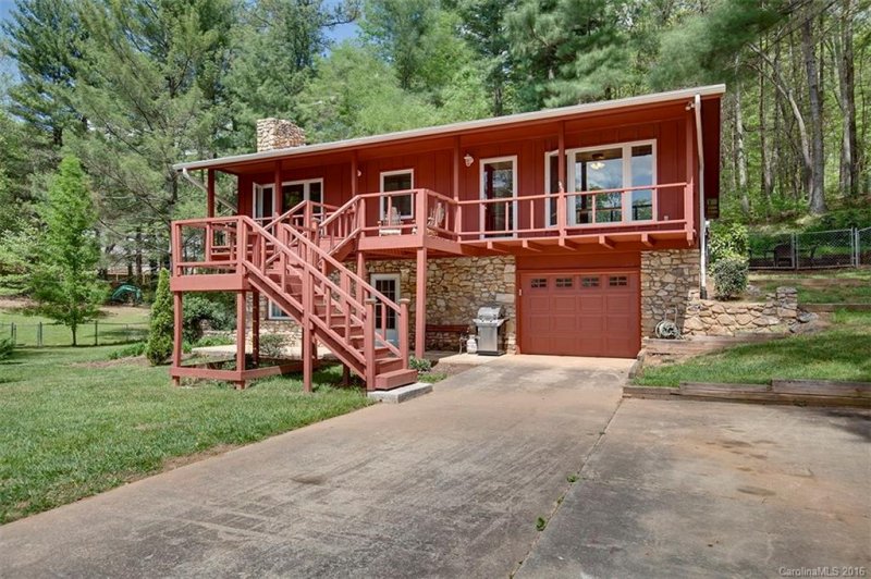 Property image 2 at 27 Brookcliff Drive, Asheville, NC 28804