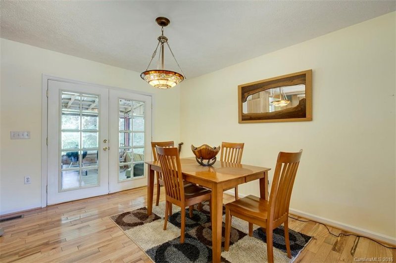 Property image 5 at 27 Brookcliff Drive, Asheville, NC 28804