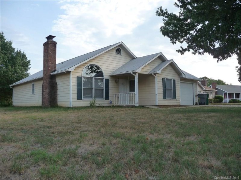 Property image 2 at 10401 Telscombe Court, Charlotte, NC 28273