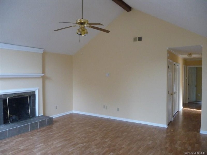 Property image 4 at 10401 Telscombe Court, Charlotte, NC 28273