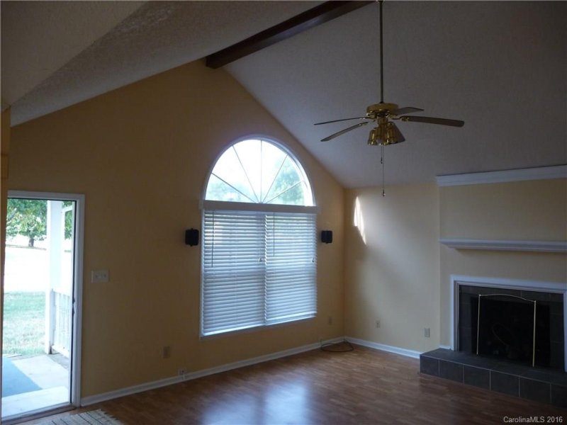 Property image 5 at 10401 Telscombe Court, Charlotte, NC 28273