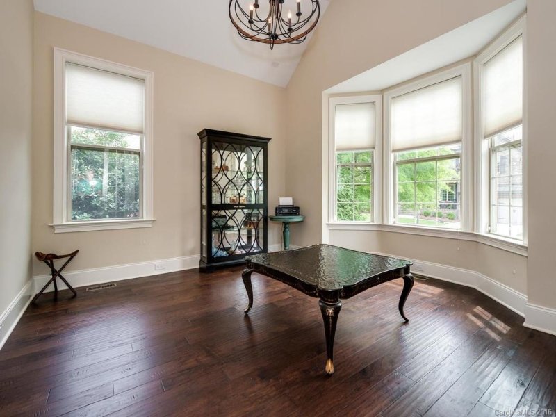 Property image 5 at 7410 Edenbridge Lane, Charlotte, NC 28226