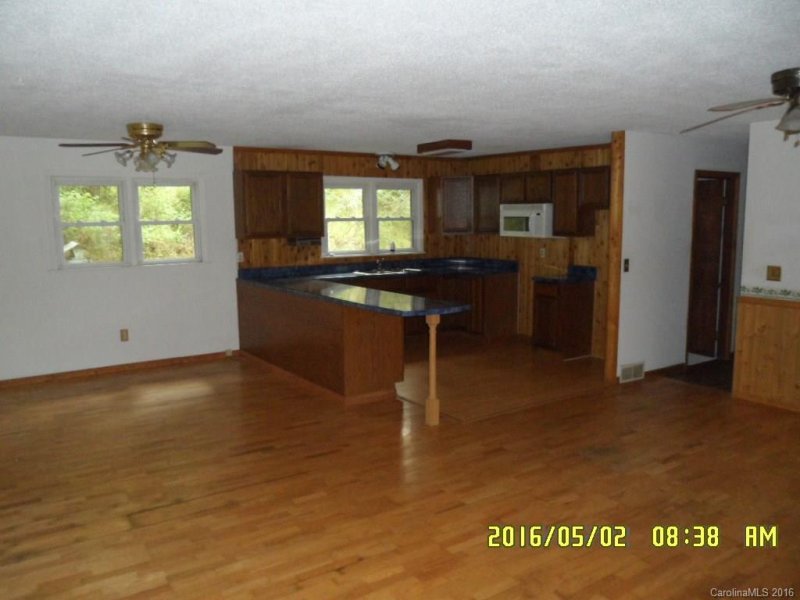 Property image 3 at 24 N Hill Street, Waynesville, NC 28786