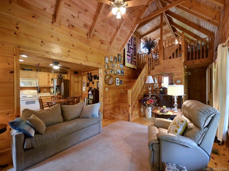 Property image 3 at 9 Pinnacle View Road, Asheville, NC 28803