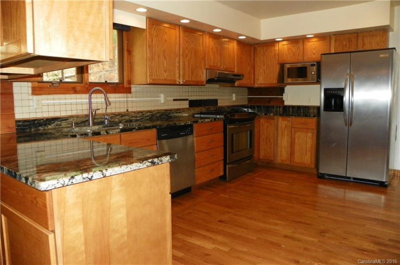 Property image 3 at 40 Clearview Estates Drive, Weaverville, NC 28787