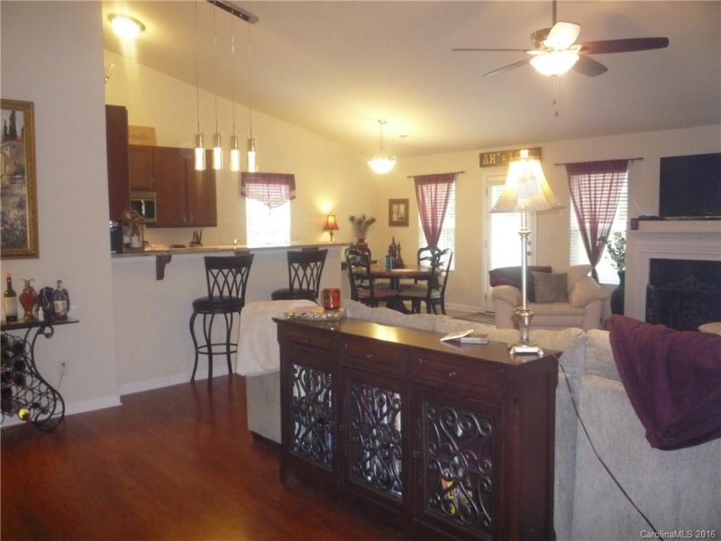 Property image 4 at 4510 Creemore Drive, Charlotte, NC 28213