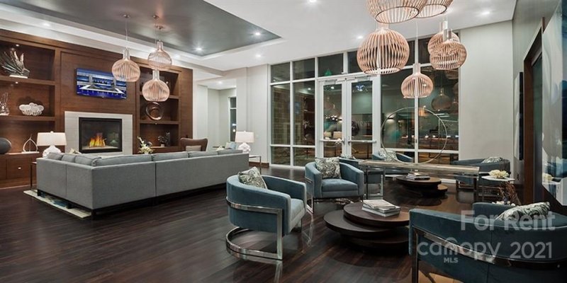 Property image 4 at 900 E Stonewall Street, Charlotte, NC 28204