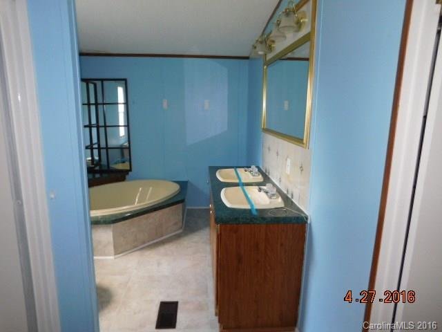 Property image 4 at 4513 Pebblebrook Circle, Concord, NC 28027