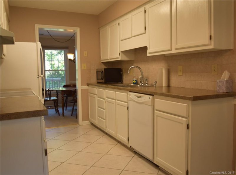 Property image 5 at 10830 Winterbourne Court, Charlotte, NC 28277