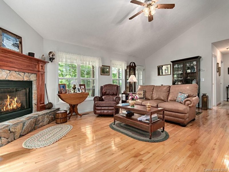 Property image 5 at 157 Eli Ridge, Clyde, NC 28721