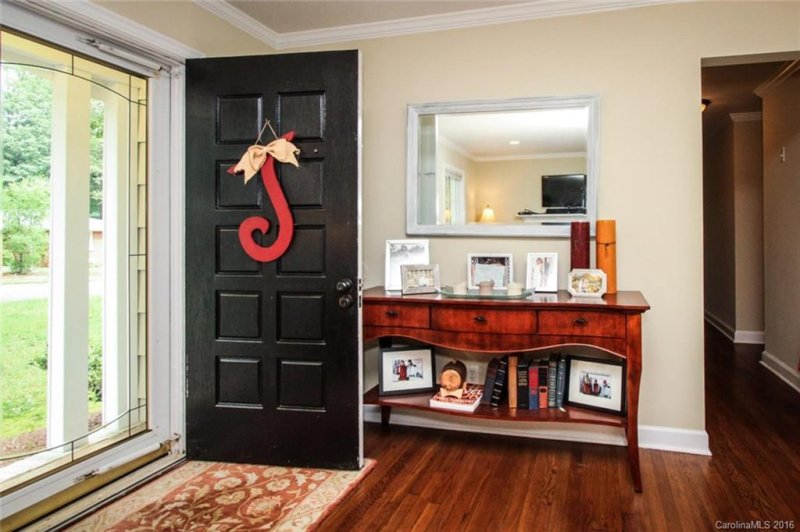 Property image 2 at 5101 Glenham Drive, Charlotte, NC 28210