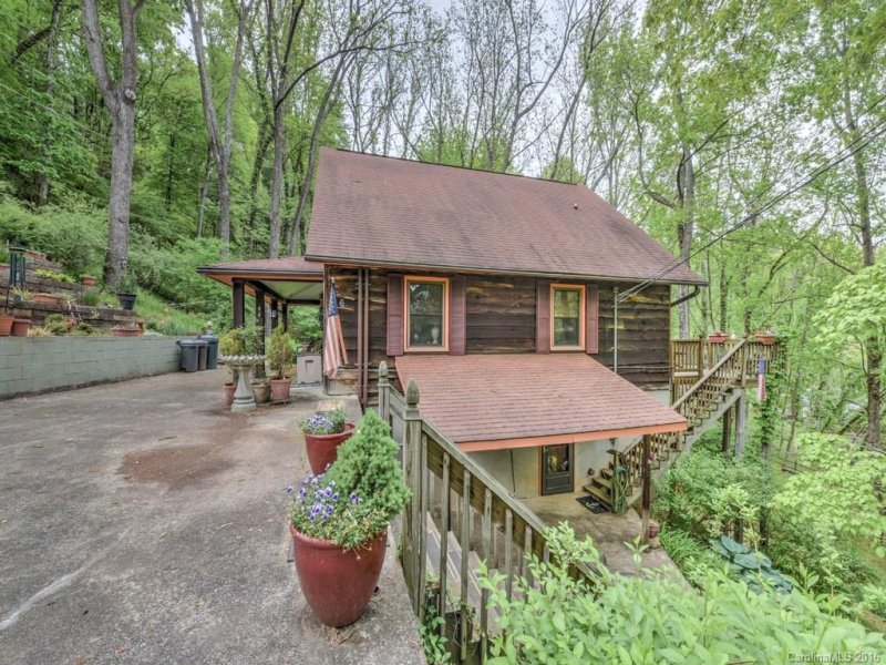 Property image 2 at 6 Mountain View Drive, Waynesville, NC 28786