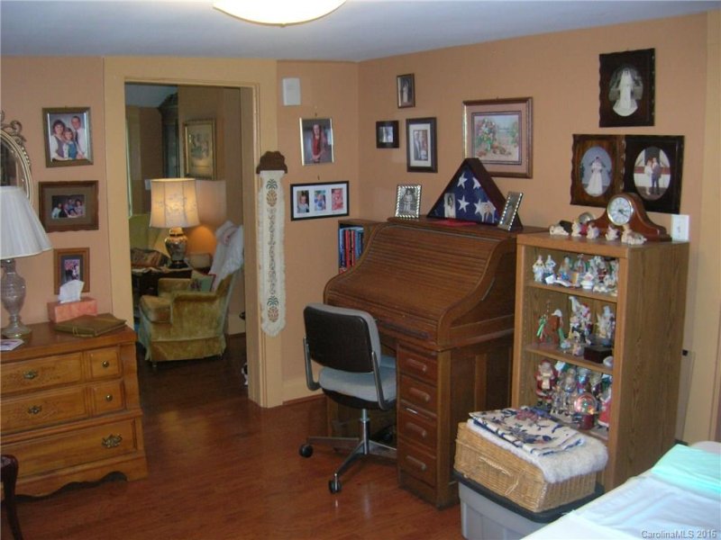 Property image 4 at 35 Galax Avenue, Asheville, NC 28806