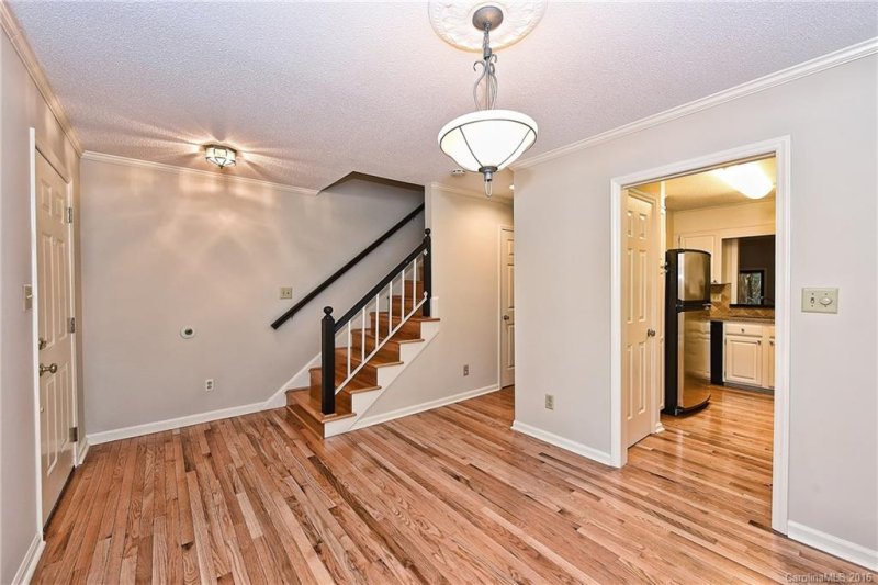 Property image 3 at 510 N Poplar Street, Charlotte, NC 28202