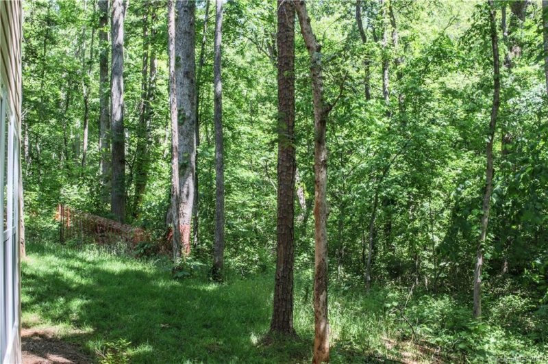 Property image 5 at 8305 Aspen Court, Charlotte, NC 28227