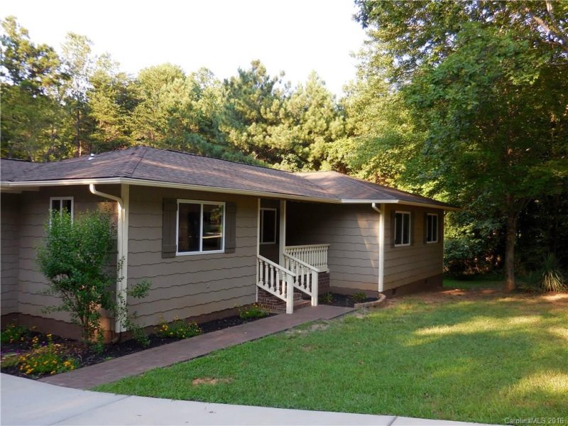 Property image 2 at 120 Rustic Way Lane, Mooresville, NC 28117